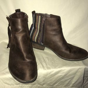 Cute Boho chic brown ankle boots